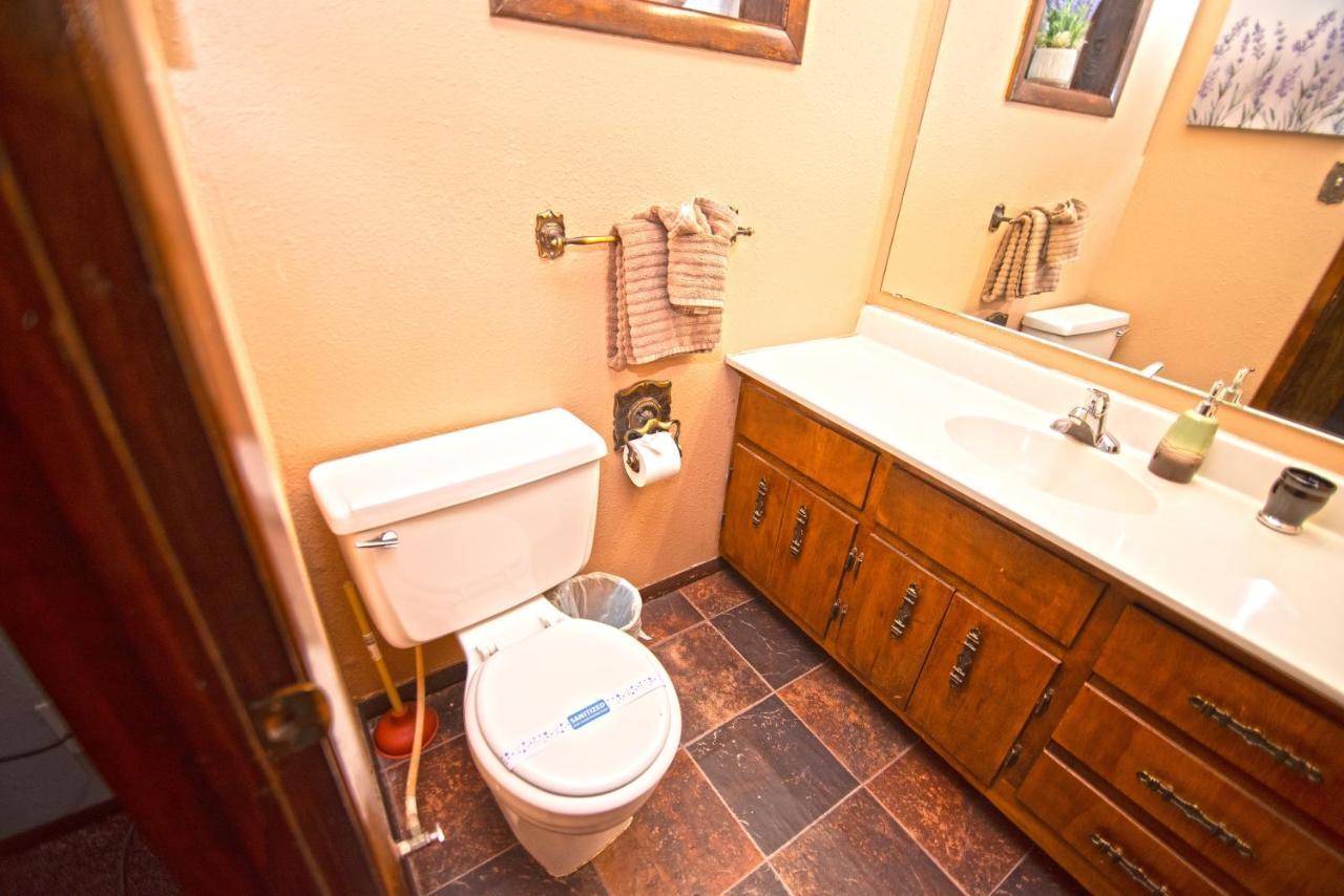 Huge Ruidoso Retreat With Game Room, Pool, 2 Balconies, 2 Kitchens - Sleeps 17! Dış mekan fotoğraf
