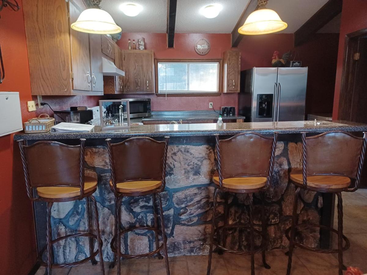 Huge Ruidoso Retreat With Game Room, Pool, 2 Balconies, 2 Kitchens - Sleeps 17! Dış mekan fotoğraf